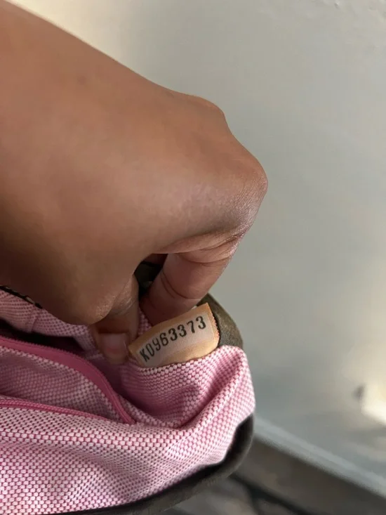 Dooney & Bourke Canvas Monogram Bucket Tote Bag Pink Lining Leather Trim Vintage - Picture 15 of 15